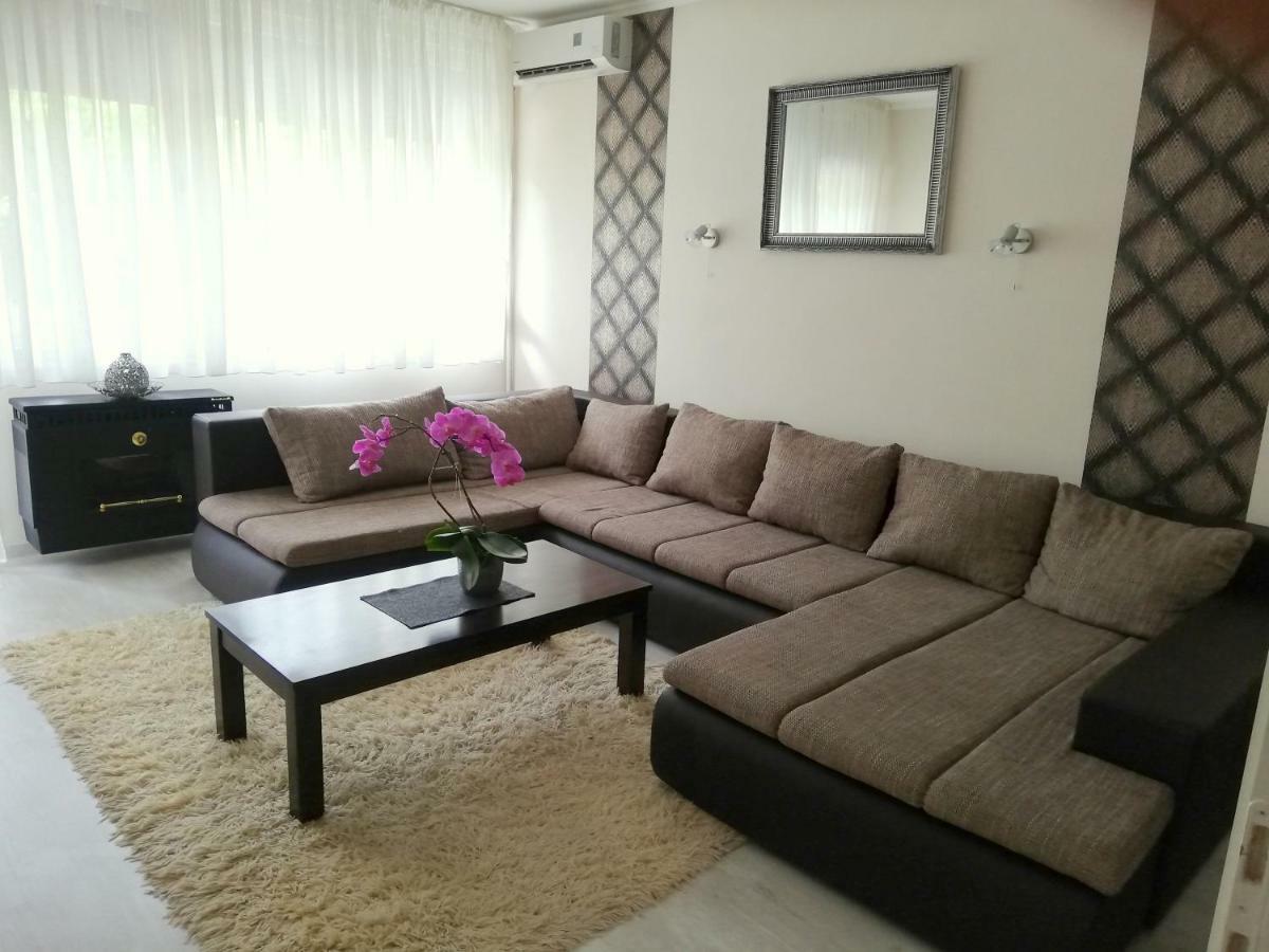 Strandfuerdo Apartman Еґер Екстер'єр фото